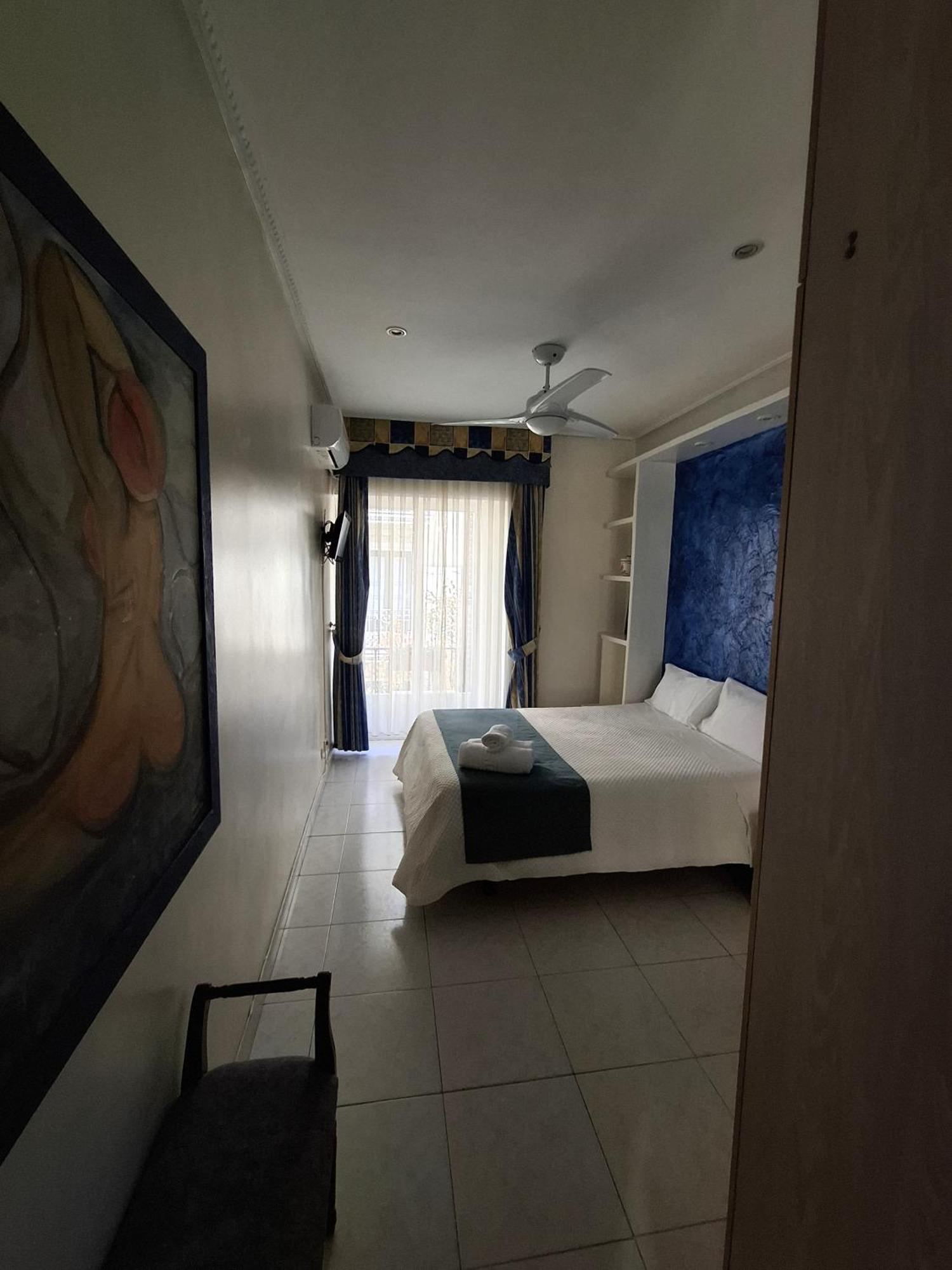Hostal Villamanez Madrid Eksteriør bilde
